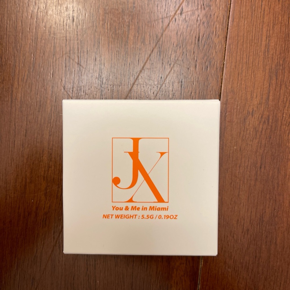 Cream and Orange Eyeshadow Palette Makeup